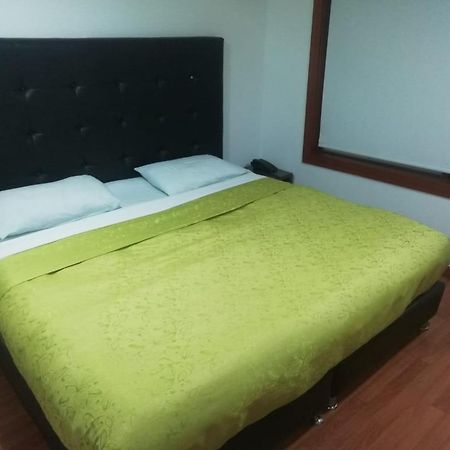 Tower - Embajada Americana Hotel Богота Екстериор снимка