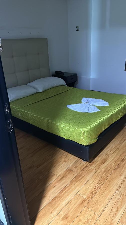 Tower - Embajada Americana Hotel Богота Екстериор снимка