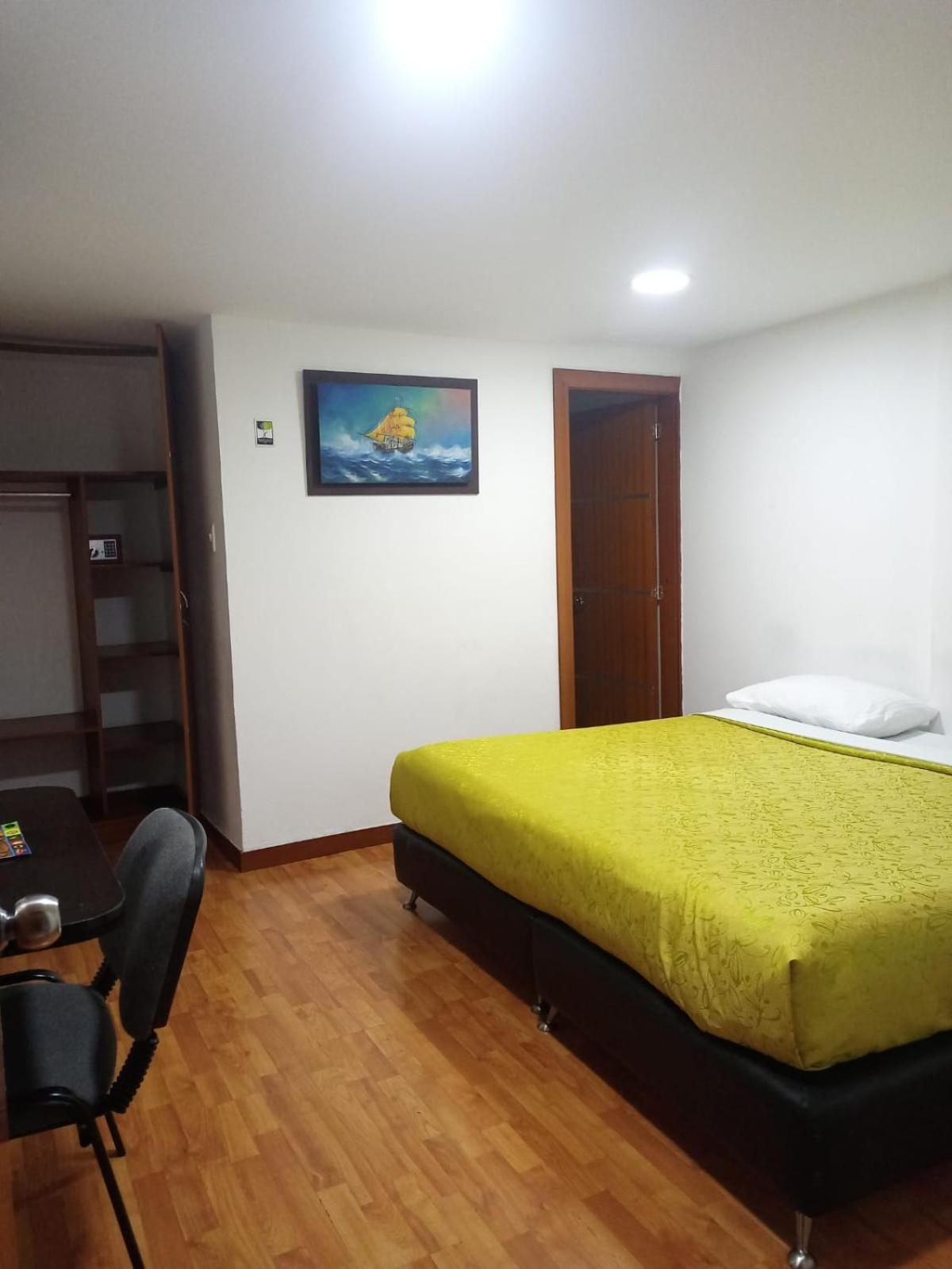 Tower - Embajada Americana Hotel Богота Екстериор снимка